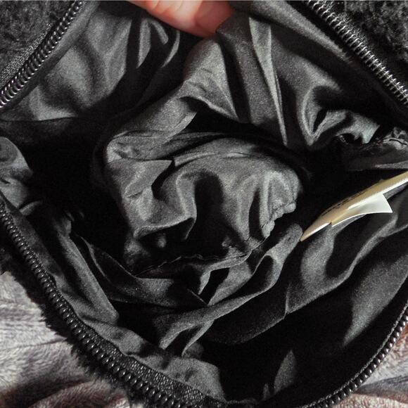 Sanrio New Hello Kitty Jack O Lantern plush backpack (preschool) - Picture 3 of 7